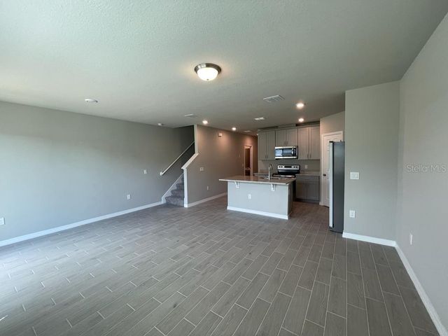 513 LEGACY LOOP, Davenport, FL 33896
