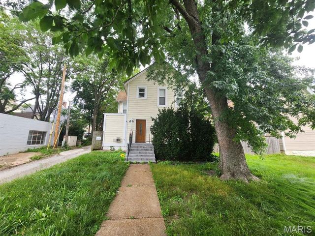 2214 McCausland Avenue, St Louis, MO 63143
