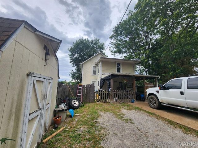 2214 McCausland Avenue, St Louis, MO 63143