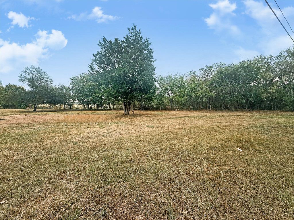 1016 Main ST, Lexington, TX 78947