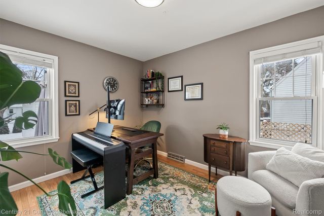 550 Arthur Street, Plymouth, MI 48170