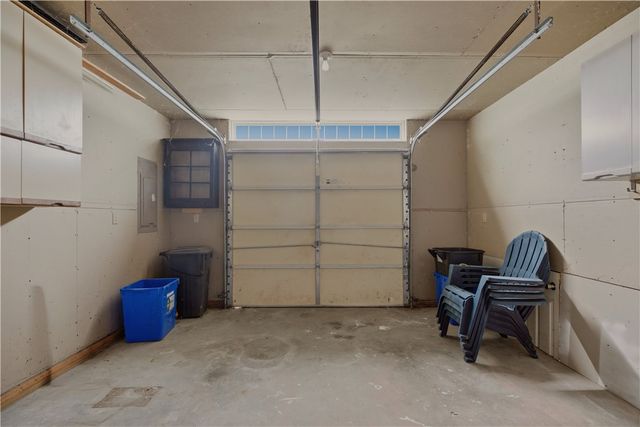 21 King Road, Tiverton, RI 02878