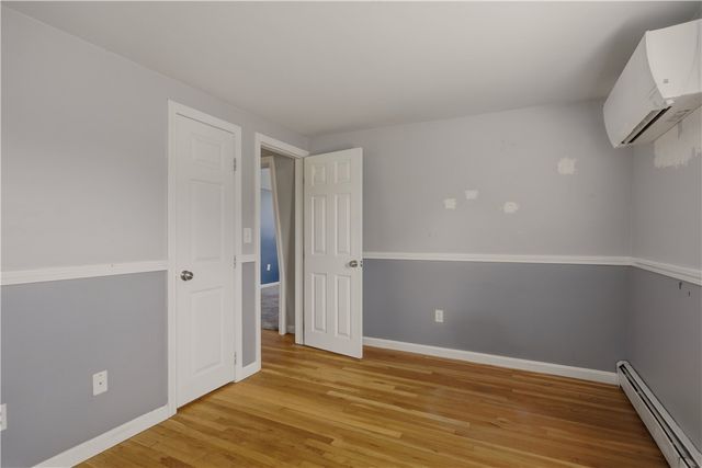 21 King Road, Tiverton, RI 02878