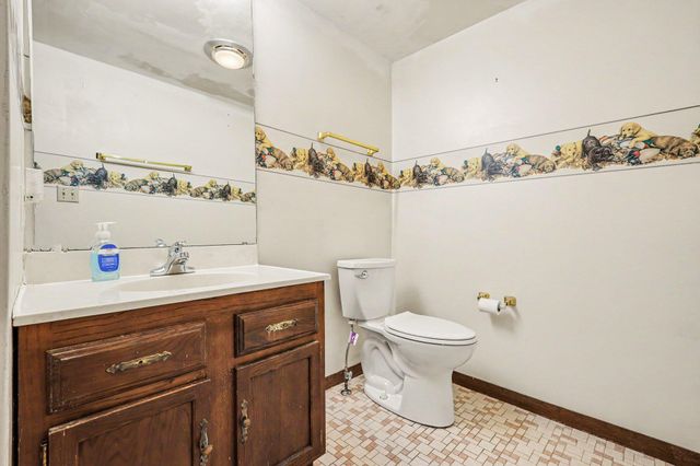 1436 W 94th Avenue, Crown Point, IN 46307