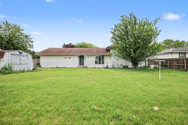 1436 W 94th Avenue, Crown Point, IN 46307
