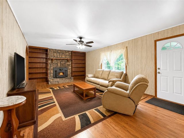 11651 Amy Avenue, Rogers, AR 72756