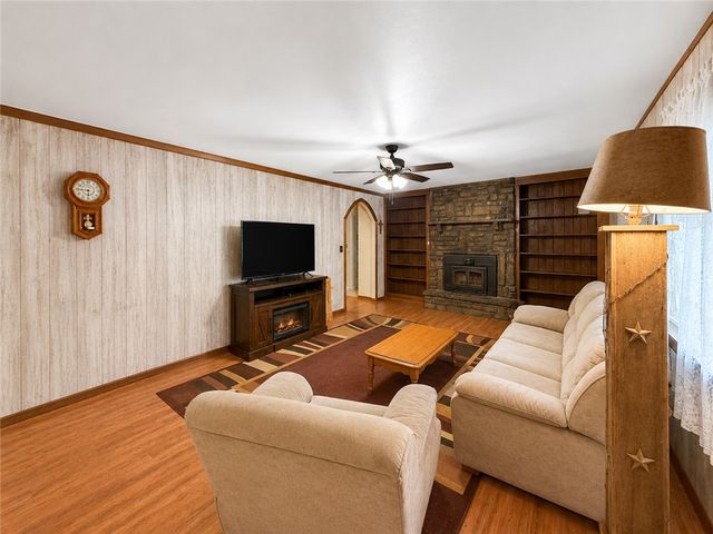 11651 Amy Avenue, Rogers, AR 72756