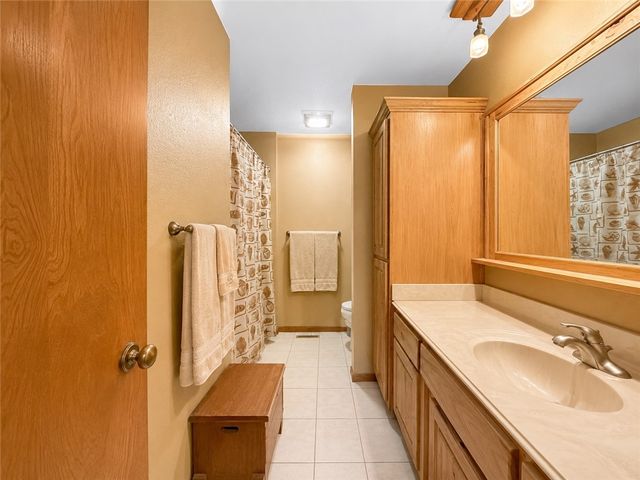 11651 Amy Avenue, Rogers, AR 72756