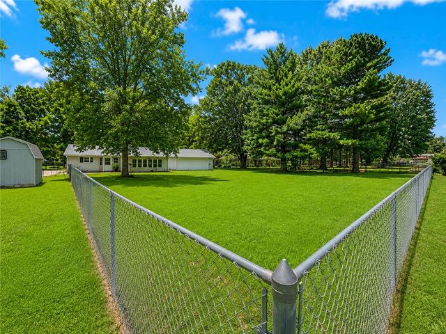 11651 Amy Avenue, Rogers, AR 72756