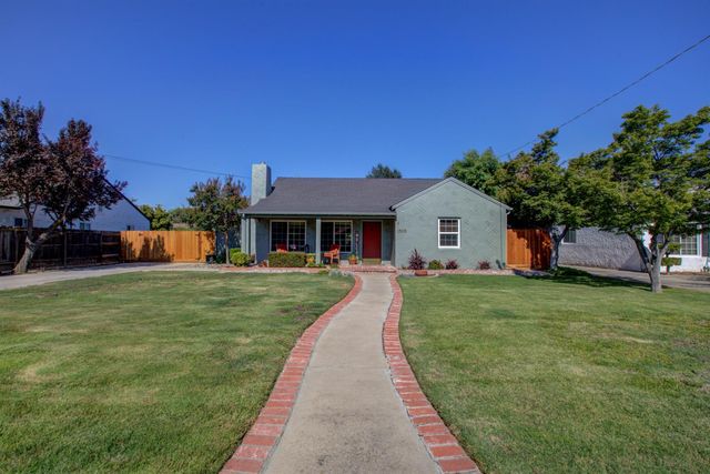 1305 Fiori Ave, Modesto, CA 95350