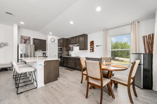 21006 Santa Rosa Ave, Lago Vista, TX 78645