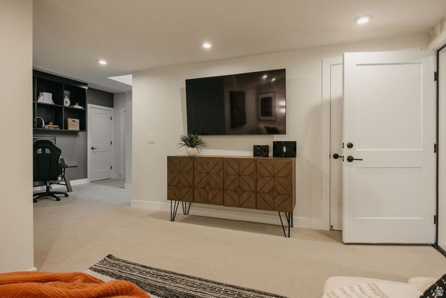 5399 S CENTURY WAY, Riverdale, UT 84405