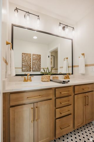 5399 S CENTURY WAY, Riverdale, UT 84405