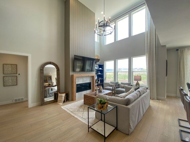 5399 S CENTURY WAY, Riverdale, UT 84405