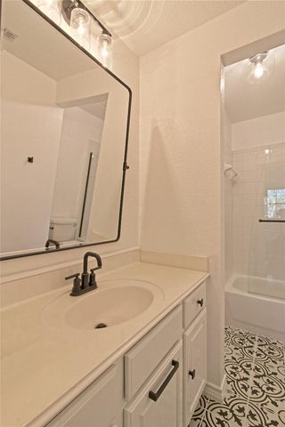 3018 Senna Ridge TRL, Round Rock, TX 78665