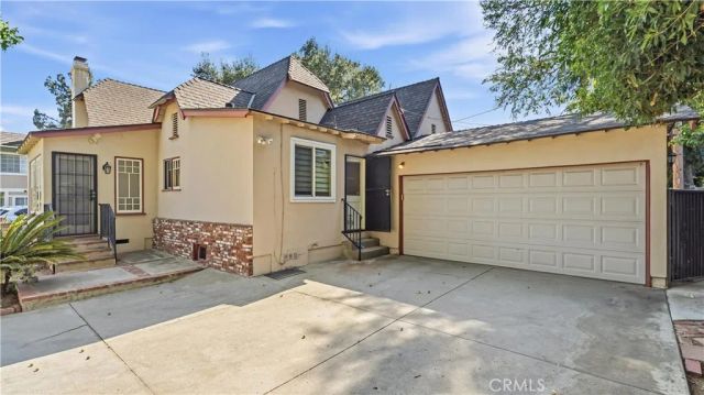 439 S Grand Oaks Ave, Pasadena, CA 91107