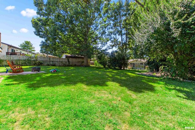 401 PECAN Street, Pekin, IL 61554