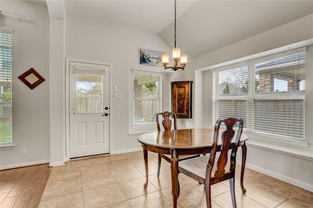 1536 Nacogdoches Valley Drive, Houston, TX 77573