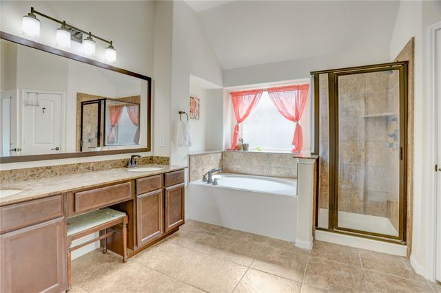 1536 Nacogdoches Valley Drive, Houston, TX 77573