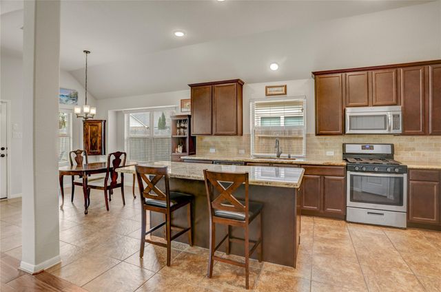 1536 Nacogdoches Valley Drive, Houston, TX 77573