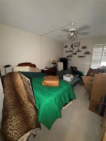 225 COUNTRY CLUB DRIVE C330, Largo, FL 33771