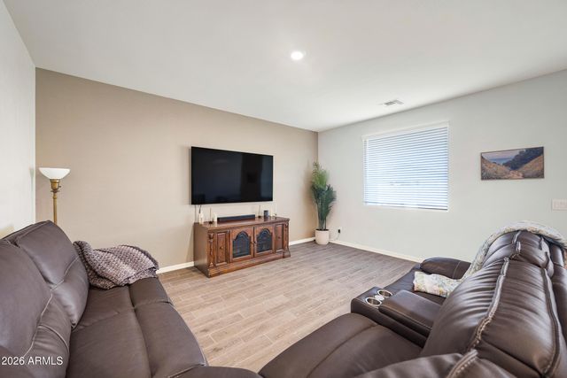 3358 E REBEL Lane, San Tan Valley, AZ 85143