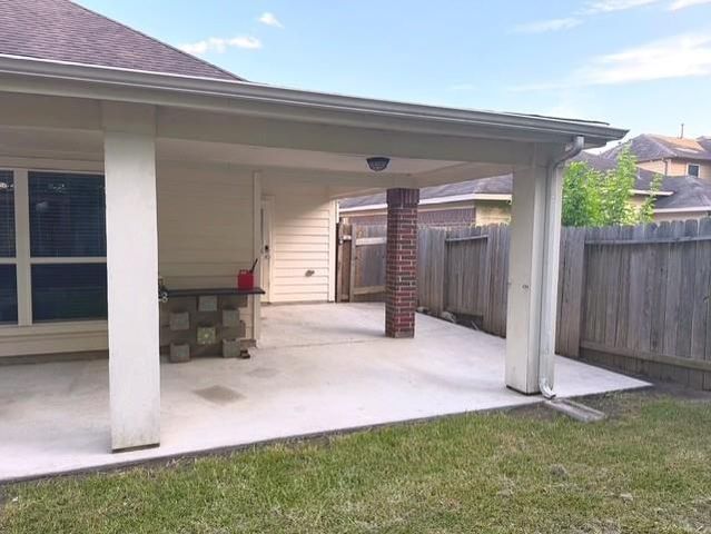1330 Yucca Mountain Drive, Houston, TX 77090