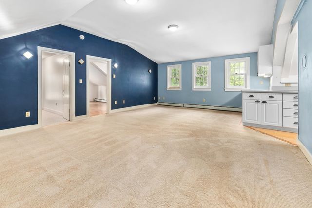 85 Dartmouth College Hwy Unit 203, Lyme, NH 03768