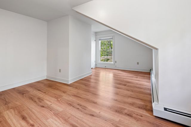 85 Dartmouth College Hwy Unit 203, Lyme, NH 03768