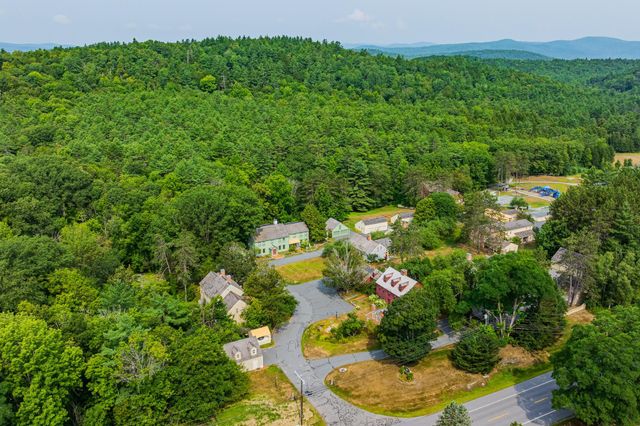 85 Dartmouth College Hwy Unit 203, Lyme, NH 03768