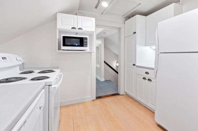85 Dartmouth College Hwy Unit 203, Lyme, NH 03768