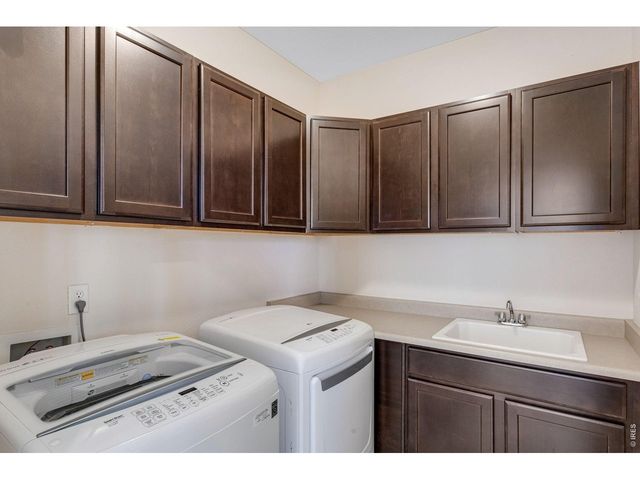 8876 Blackwood Dr, Windsor, CO 80550