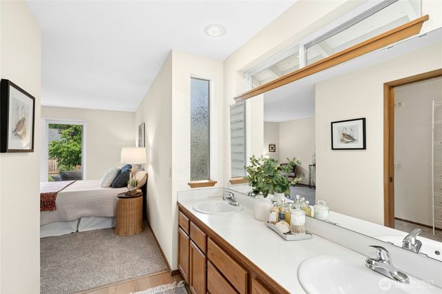 13722 SE 200th Street, Kent, WA 98042