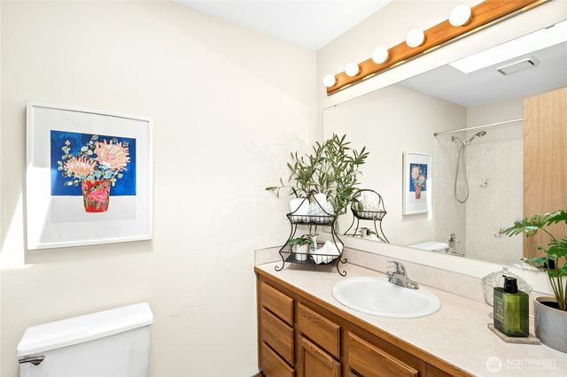 13722 SE 200th Street, Kent, WA 98042