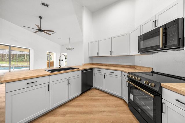 375 N HIGHVIEW AVENUE, Hernando, FL 34442