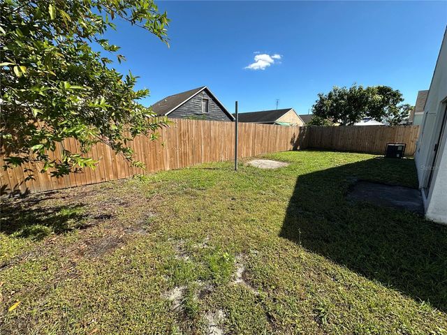 5415 CEDAR LANE, Orlando, FL 32811