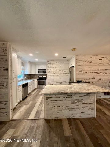 12637 CONDOR Drive, Jacksonville, FL 32223