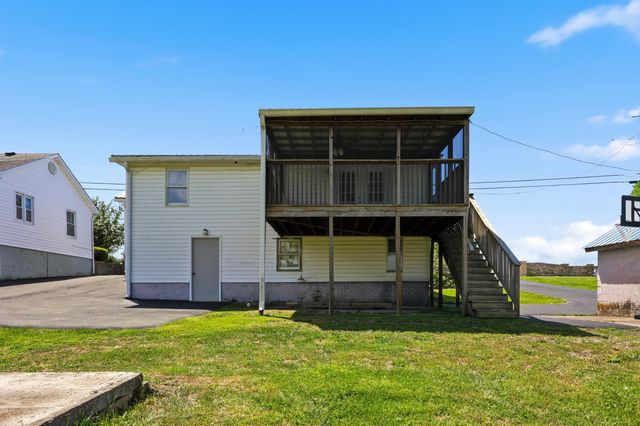 817 Bellows Mill Road, Harrodsburg, KY 40330