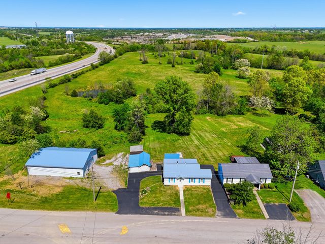 817 Bellows Mill Road, Harrodsburg, KY 40330