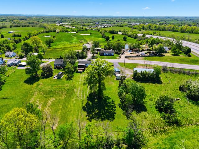 817 Bellows Mill Road, Harrodsburg, KY 40330