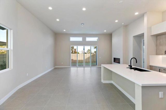 41856 Volare Court, Bermuda Dunes, CA 92203