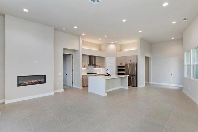41856 Volare Court, Bermuda Dunes, CA 92203