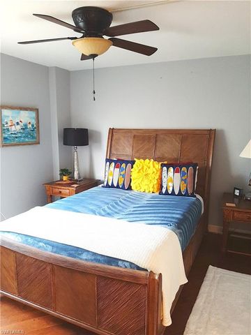 11030 Gulf Shore DR 202, Naples, FL 34108