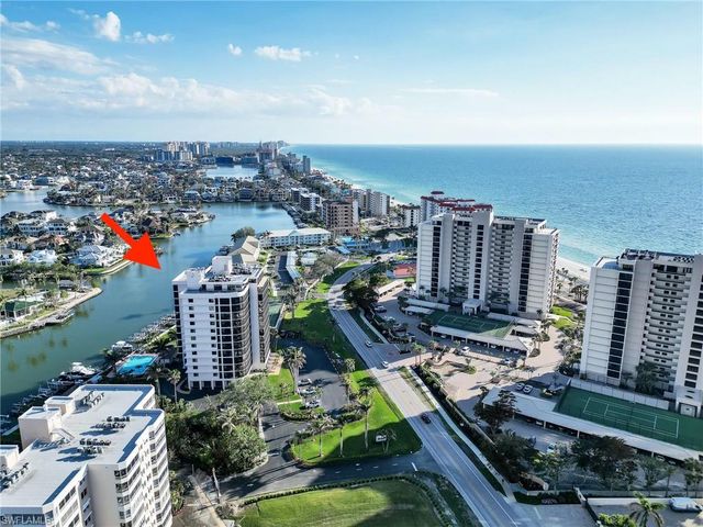 11030 Gulf Shore DR 202, Naples, FL 34108