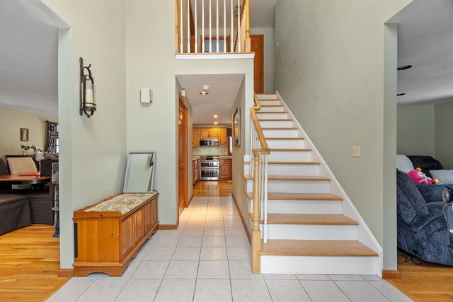 254 South Road, Kensington, NH 03833