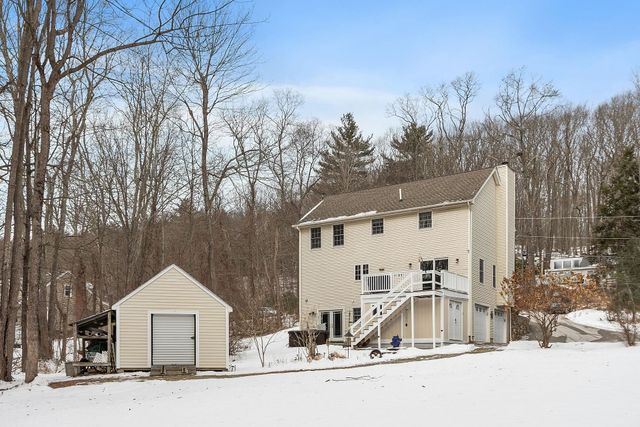 254 South Road, Kensington, NH 03833