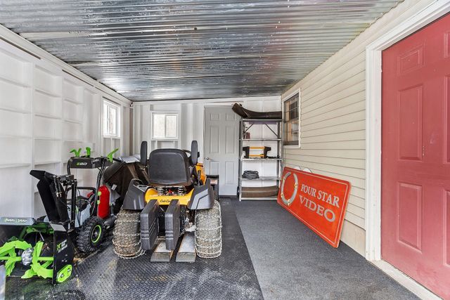 254 South Road, Kensington, NH 03833