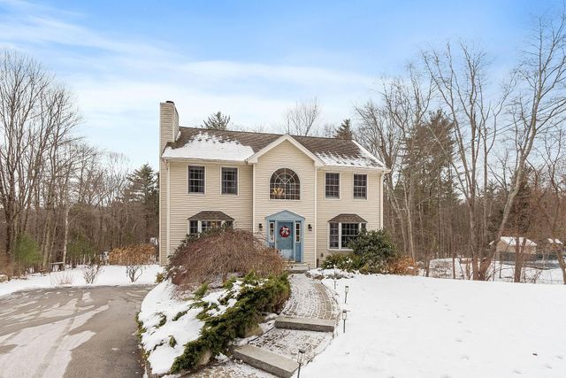 254 South Road, Kensington, NH 03833