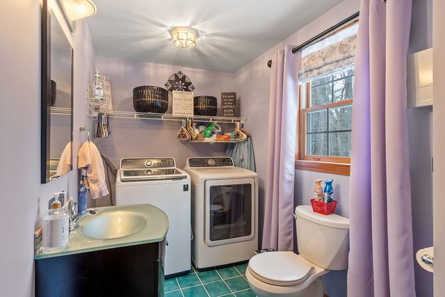 254 South Road, Kensington, NH 03833