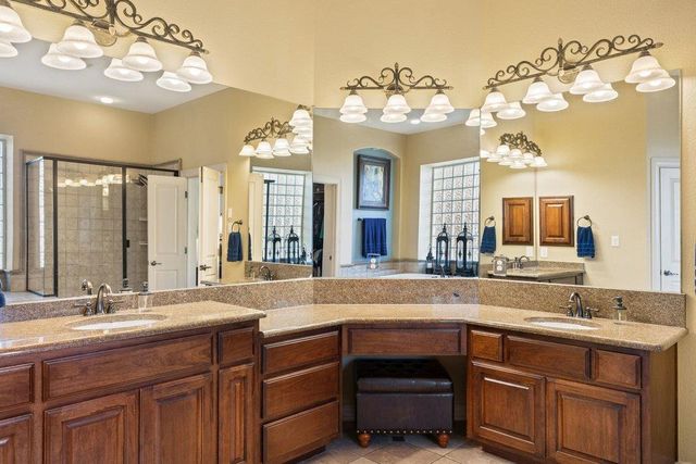 1801 Val Verde DR, Austin, TX 78732